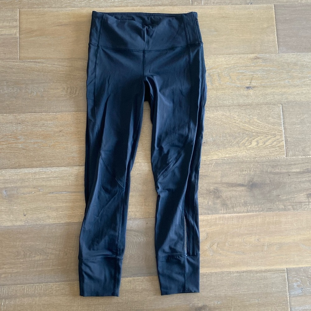 Lululemon leggings - size 6